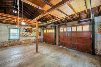 Once-in-a-lifetime opportunity to own a spectacular residence - photo 8