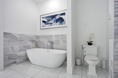 Beautiful move-in ready home featuring modern finishes, lake - photo 21