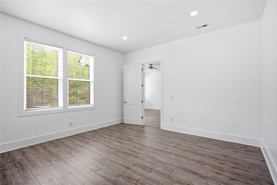 Beautiful move-in ready home featuring modern finishes, lake - photo 23