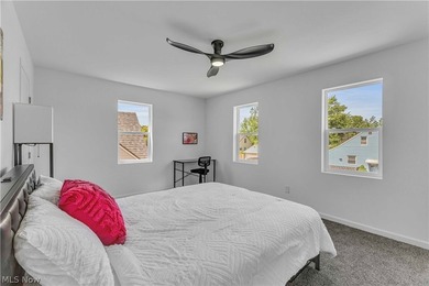 Why wait months for new construction when you can move right - photo 24