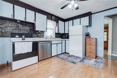 WELCOME HOME! Summer is here, and this charming 4-bedroom, 1 - photo 8