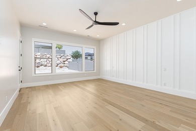 MOVE IN READY! Beautiful, single level new construction home - photo 29