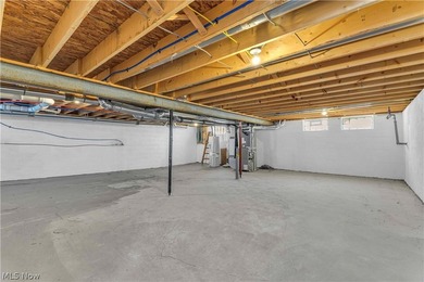 Why wait months for new construction when you can move right - photo 30