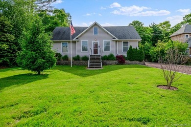Discover this wide line Expanded Ranch nestled on a dead-end - photo 1