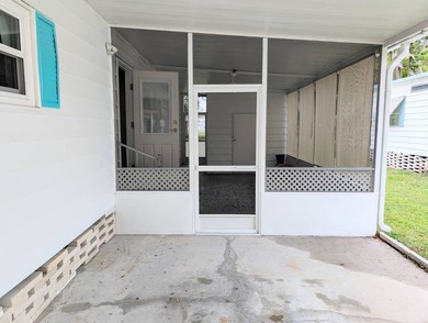 Talk about GREAT BONES, This completely furnished, two bedroom - photo 4