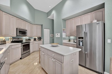 Welcome to this beautifully maintained 2-bedroom, 2-bathroom - photo 18