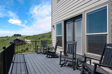 Welcome to 68 Hawksbeard Circle, a remarkable 8-bedroom, 5 - photo 20