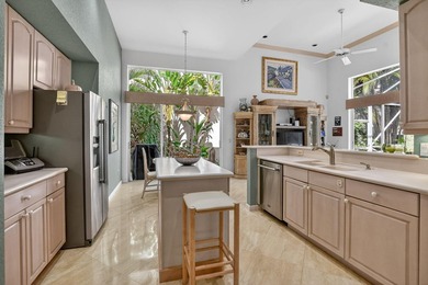 Welcome to this beautifully maintained 2-bedroom, 2-bathroom - photo 20