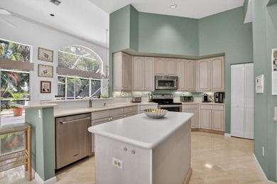 Welcome to this beautifully maintained 2-bedroom, 2-bathroom - photo 21