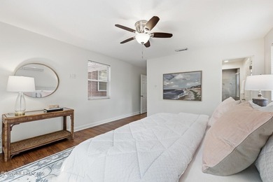 Location, updates, and timeless charm! This beautifully - photo 23