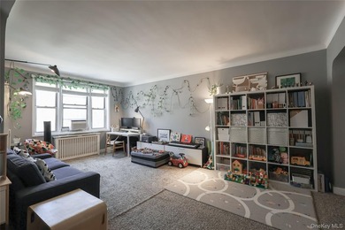 Step into this extra spacious one-bedroom corner unit offering - photo 1