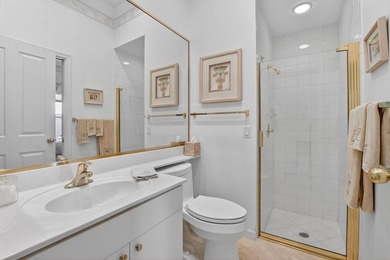 Welcome to this beautifully maintained 2-bedroom, 2-bathroom - photo 31