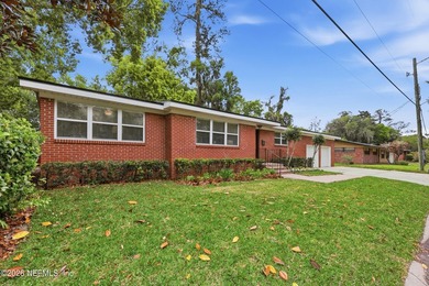 Location, updates, and timeless charm! This beautifully - photo 35