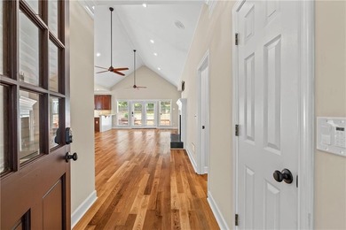 Impeccable, beautifully updated 4BR/2BA ranch in the heart of - photo 3