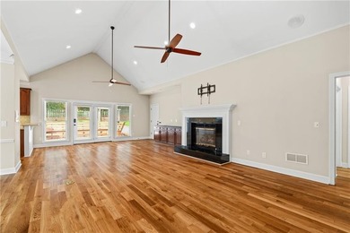 Impeccable, beautifully updated 4BR/2BA ranch in the heart of - photo 6