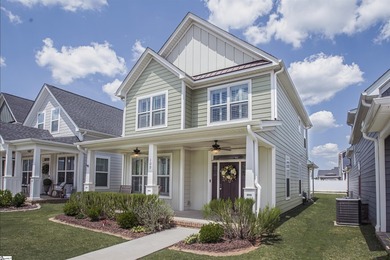 Contact Rick Horne of Custom Realty to see this like new home - photo 2