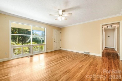 Imagine returning home in sought-after North Asheville. A - photo 6