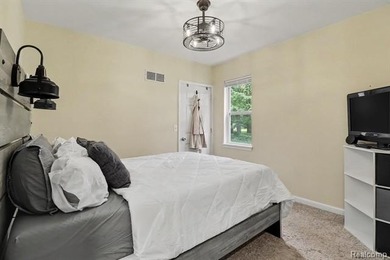 Welcome home to this exceptionally updated and meticulously - photo 13