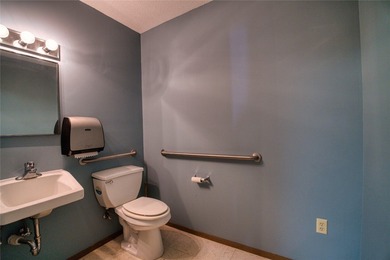 This 14 unit mixed-use property presents an outstanding