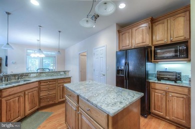 ***PICTURES ARE OF THE SAME HOUSE PREVIOUSLY BUILT****BUILDER - photo 15