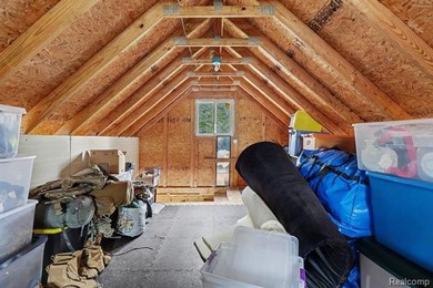Welcome home to this exceptionally updated and meticulously - photo 22