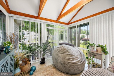 Well-kept 3BR/2BA rancher on a corner lot in the desirable - photo 22