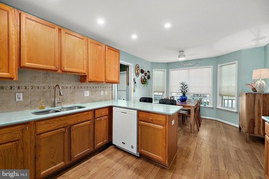 Well-kept 3BR/2BA rancher on a corner lot in the desirable - photo 25