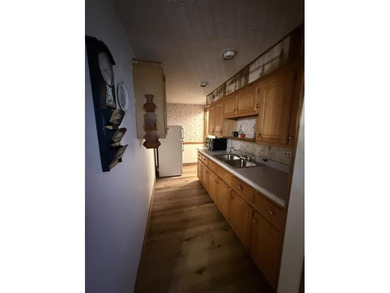 402 Westwood Dr - photo 26
