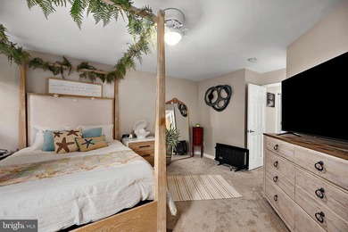 Well-kept 3BR/2BA rancher on a corner lot in the desirable - photo 27