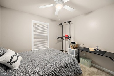 Well-kept 3BR/2BA rancher on a corner lot in the desirable - photo 31