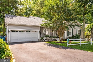 Well-kept 3BR/2BA rancher on a corner lot in the desirable - photo 35