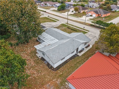 Legal renovated Duplex in Cape Coral, Unit A has 2 bedrooms and - photo 42