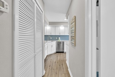 Located on the coveted beachside of Sandestin, this stunning - photo 9