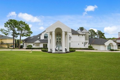 Experience luxury private lakefront living in this one-of-a-kind - photo 3
