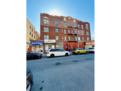 Exceptional mixed-use investment opportunity on a prime corner - photo 4