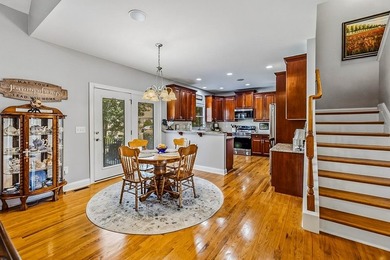 Experience the perfect blend of luxury, comfort, and - photo 35