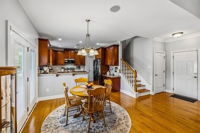 Experience the perfect blend of luxury, comfort, and - photo 36