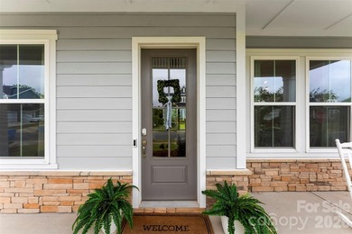 Welcome to 233 Lanyard Lane in the highly desirable McLean South - photo 3