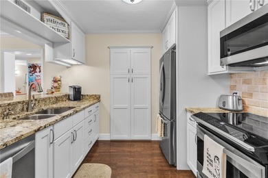 Lake Condo For Sale in Vero Beach, Florida