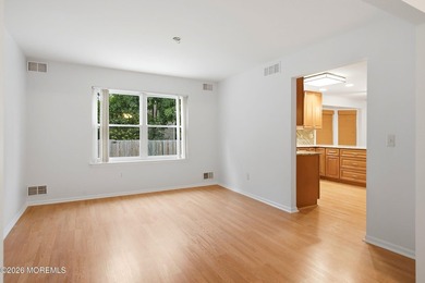 Welcome home to this beautiful 4 bedroom 2.5 bath colonial - photo 13