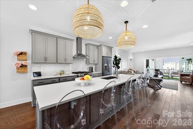 Welcome to 334 Armour Street, a beautifully designed townhome - photo 17