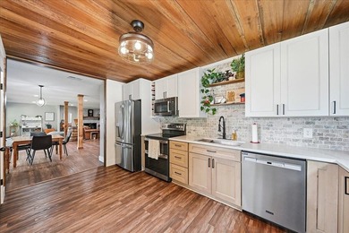 Experience the perfect blend of waterfront living, versatility - photo 17