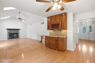 Welcome home to this beautiful 4 bedroom 2.5 bath colonial - photo 18