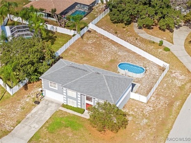 Property is a Repaired Sinkhole. Big family? No problem! - photo 18