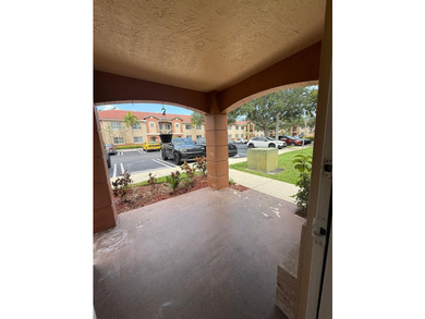 Welcome to this exceptional condominium located in the Cove at - photo 21