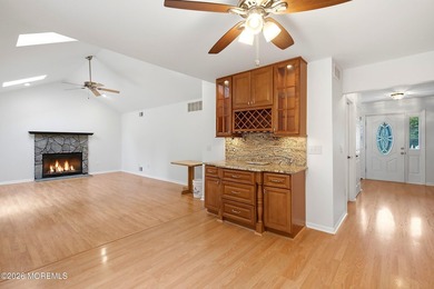 Welcome home to this beautiful 4 bedroom 2.5 bath colonial - photo 22