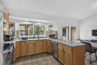 Welcome to this beautifully maintained 3-bedroom, 2-bathroom - photo 23