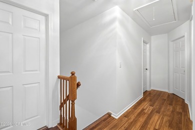 Welcome home to this beautiful 4 bedroom 2.5 bath colonial - photo 28