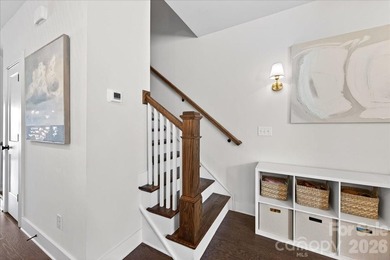 Welcome to 334 Armour Street, a beautifully designed townhome - photo 33