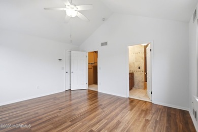 Welcome home to this beautiful 4 bedroom 2.5 bath colonial - photo 33